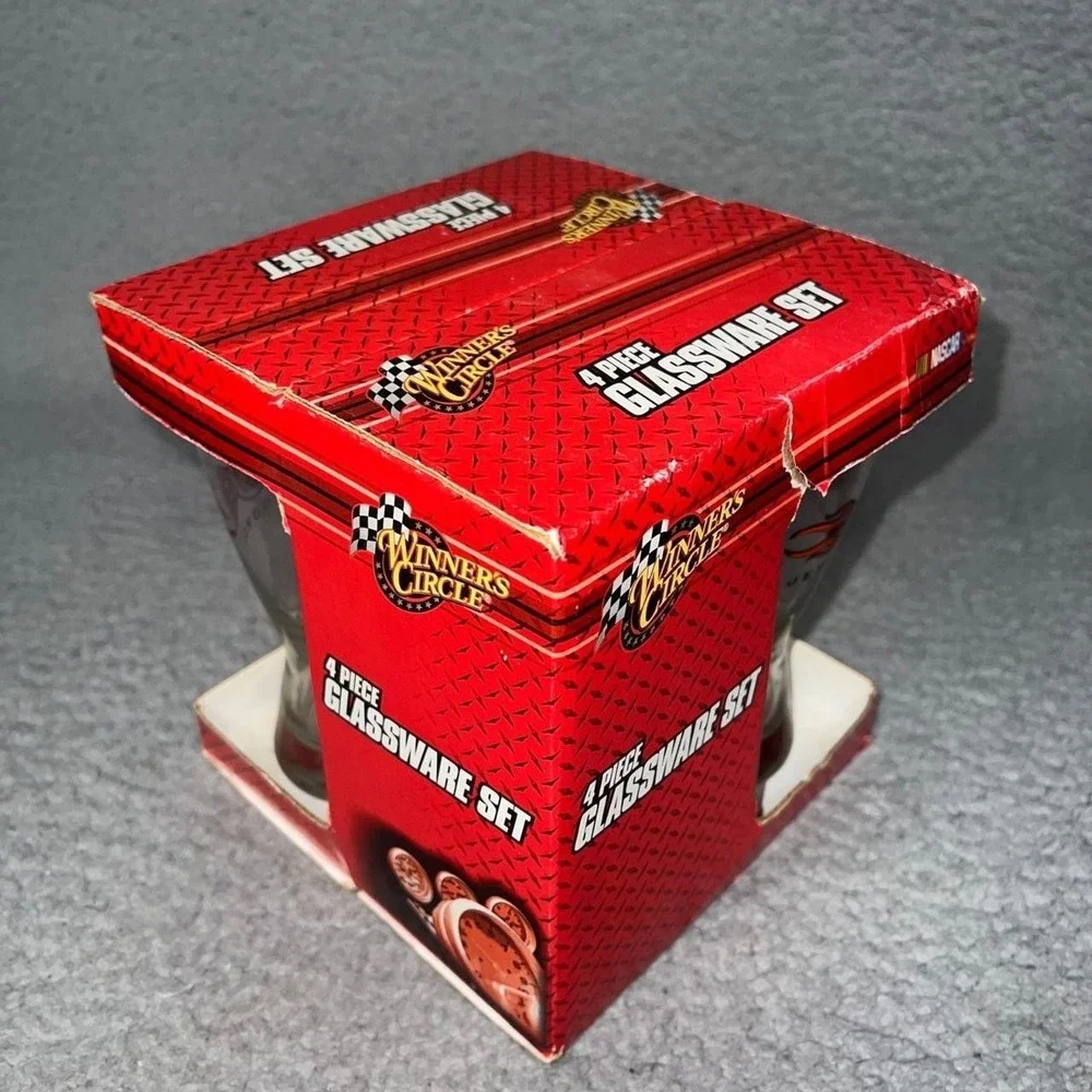NIB Winner's Circle NASCAR #24 Jeff Gordon Pilsner‎ Beer 4-Piece Glassware Set